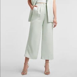 Express Super High Waisted Linen-Blend Cropped Wide Leg Mint Green Pant NWT